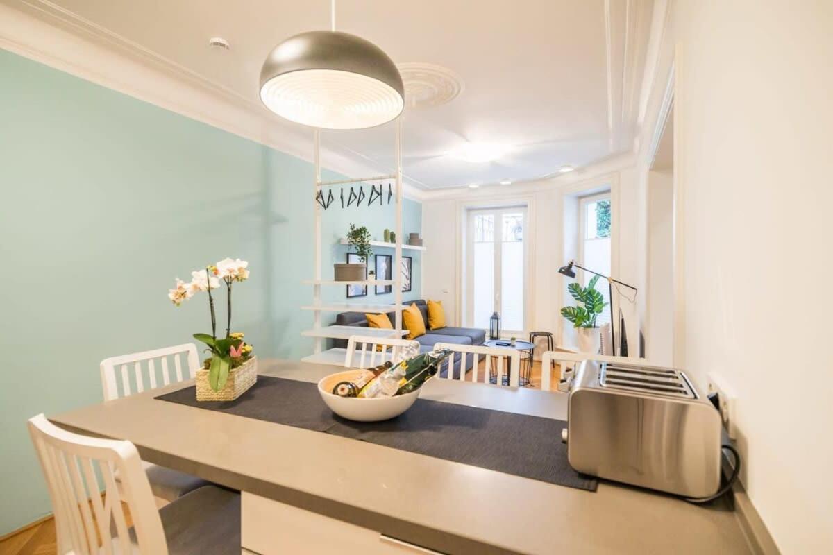 Modern Apartment Near Aussenalster Hamburg-Harburg Exteriör bild